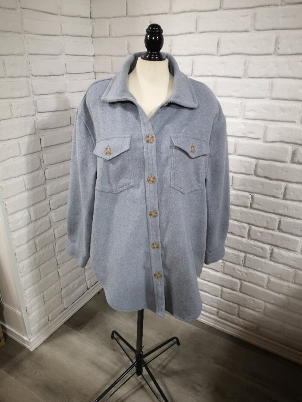 Bluenotes Women's Size XL Blue Button Front & Cuffs Oversize Jacket (Shacket)